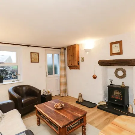 度假居 The Old Peat Cottage *